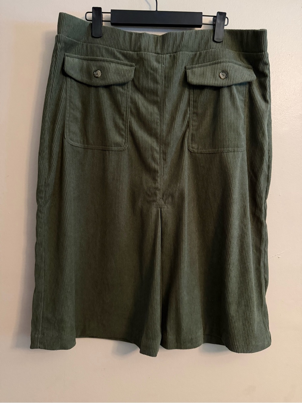 HALARA Olive Green Ribbed skirt - XL